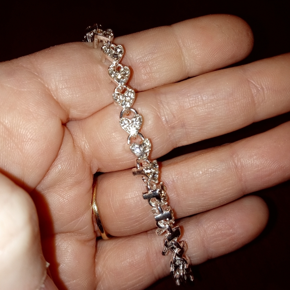 18k White Gold Plated Diamond Crystal tennis bracelet